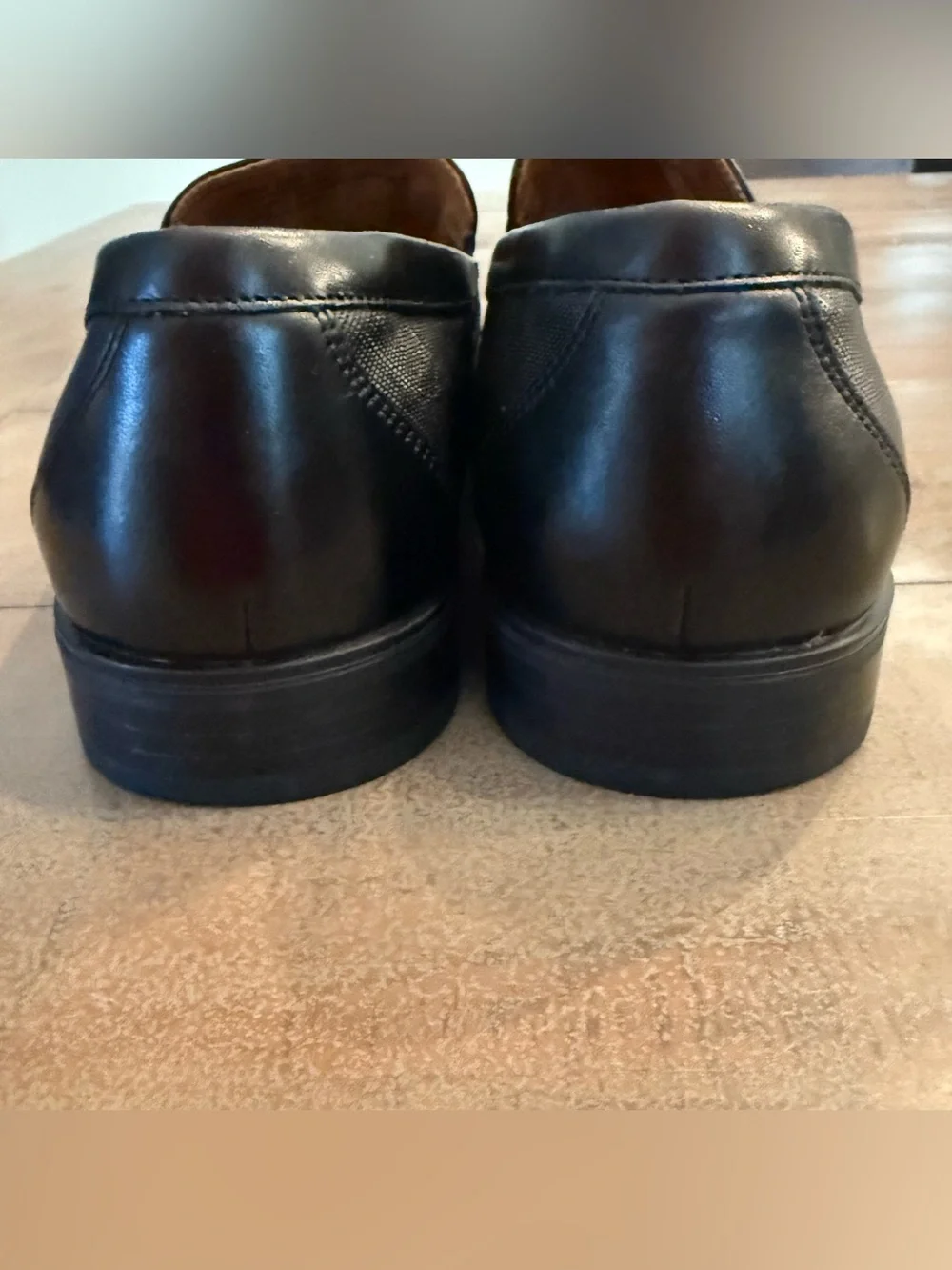 Florsheim Men's Postino Moc Toe Venetian Leather Black Slip OnSize 11 EUC